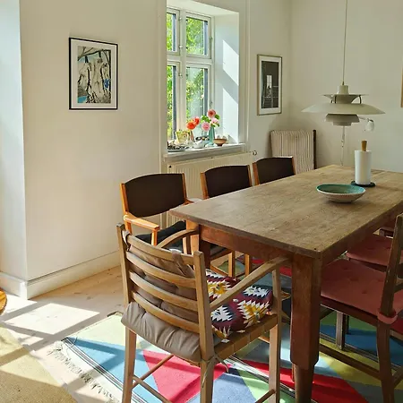 Family House Wit Views Over The Fields On Mon Hébergement de vacances